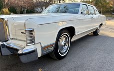 1979 Lincoln Continental town car only 7200 original miles must see