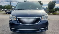 2013 Chrysler Town and Country Touring-L
