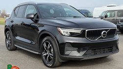2023 Volvo XC40 B5 Core