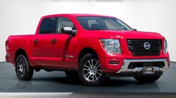 2022 Nissan Titan SV