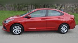 2022 Hyundai Accent SE
