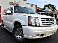 2005 Cadillac Escalade Base