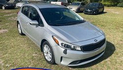 2017 Kia Forte5 LX