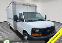 2008 GMC Savana Cutaway Work Van DRW