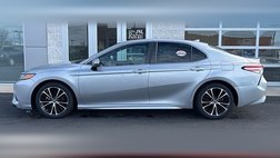 2020 Toyota Camry Hybrid SE