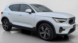 2023 Volvo XC40 B4 Core