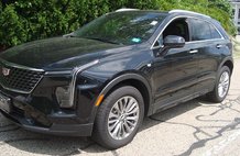 2024 Cadillac XT4 Premium Luxury