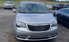 2015 Chrysler Town and Country S
