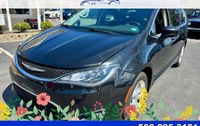 2017 Chrysler Pacifica Touring L FWD