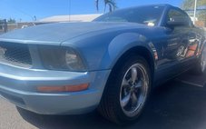 2007 Ford Mustang Deluxe
