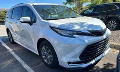 2023 Toyota Sienna XLE
