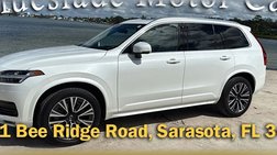 2020 Volvo XC90 T6 Momentum 6-Passenger