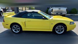 2002 Ford Mustang GT Deluxe