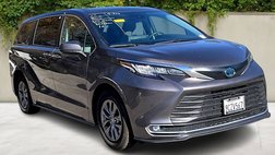 2022 Toyota Sienna XLE