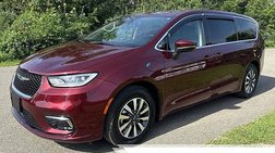 2023 Chrysler Pacifica Hybrid Touring L