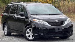 2014 Toyota Sienna LE 8-Passenger