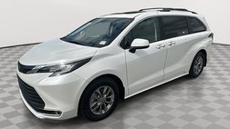 2023 Toyota Sienna XLE