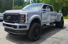 2025 Ford F-450 Super Duty Lariat