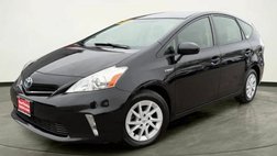 2014 Toyota Prius v Two