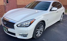 2015 Infiniti Q70 Hybrid Base