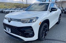 2025 Volkswagen Tiguan SE R-Line Black 4Motion