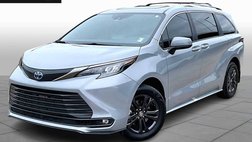 2024 Toyota Sienna Woodland Edition