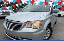 2011 Chrysler Town and Country Touring