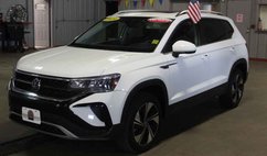 2024 Volkswagen Taos SE 4Motion