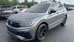 2023 Volkswagen Tiguan SE R-Line Black