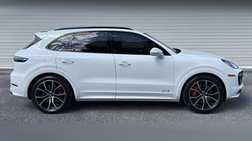 2022 Porsche Cayenne GTS
