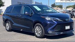 2023 Toyota Sienna XLE