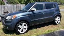 2010 Kia Soul +