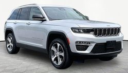 2023 Jeep Grand Cherokee Base