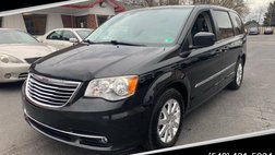 2016 Chrysler Town and Country Touring