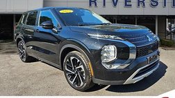 2023 Mitsubishi Outlander SE