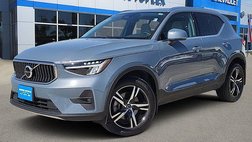 2023 Volvo XC40 B5 Plus Bright Theme