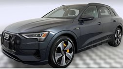 2022 Audi e-tron quattro Premium Plus