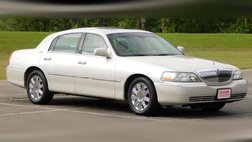 2005 Lincoln Town Car Signature Limited