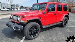 2025 Jeep Wrangler Sahara 4WD
