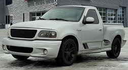 2002 Ford F-150 SVT LIGHTNING Base
