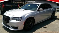2023 Chrysler 300 Touring L