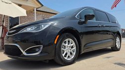 2017 Chrysler Pacifica Touring Plus