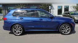 2022 BMW X7 M50i