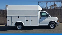 2025 Chevrolet Express 3500