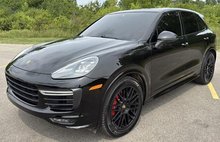 2017 Porsche Cayenne GTS