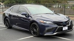 2022 Toyota Camry Hybrid XSE