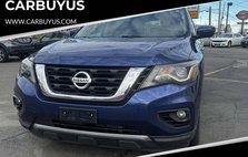 2017 Nissan Pathfinder SL