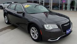 2019 Chrysler 300 Touring