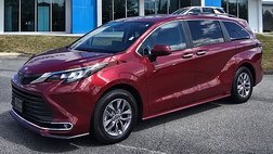 2023 Toyota Sienna XLE