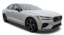 2023 Volvo S60 B5 Core Dark Theme